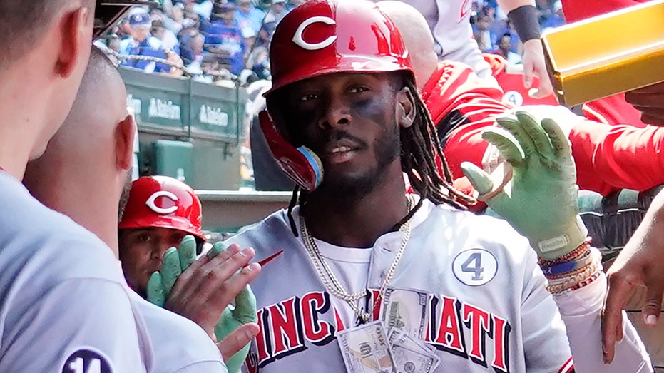 Reds star Elly De La Cruz hits home run vs Cubs after death of sister