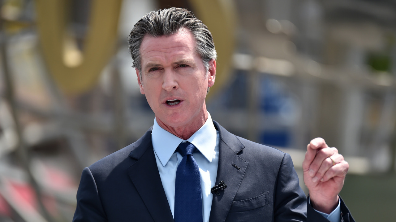 WATCH LIVE: Gov Newsom speaks after Los Angeles mayor announces curfew