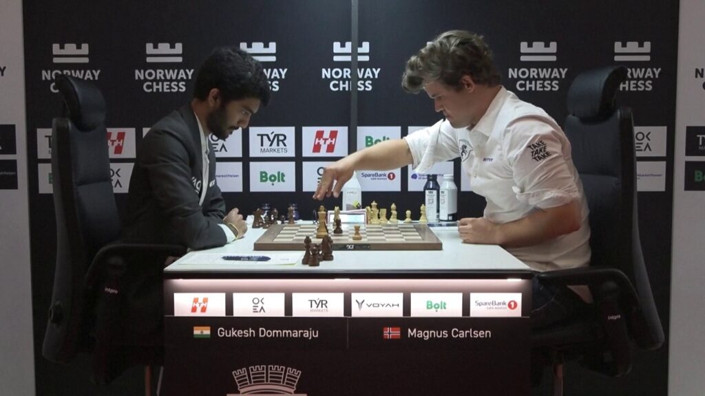 Chess grandmaster Magnus Carlsen furious after loss