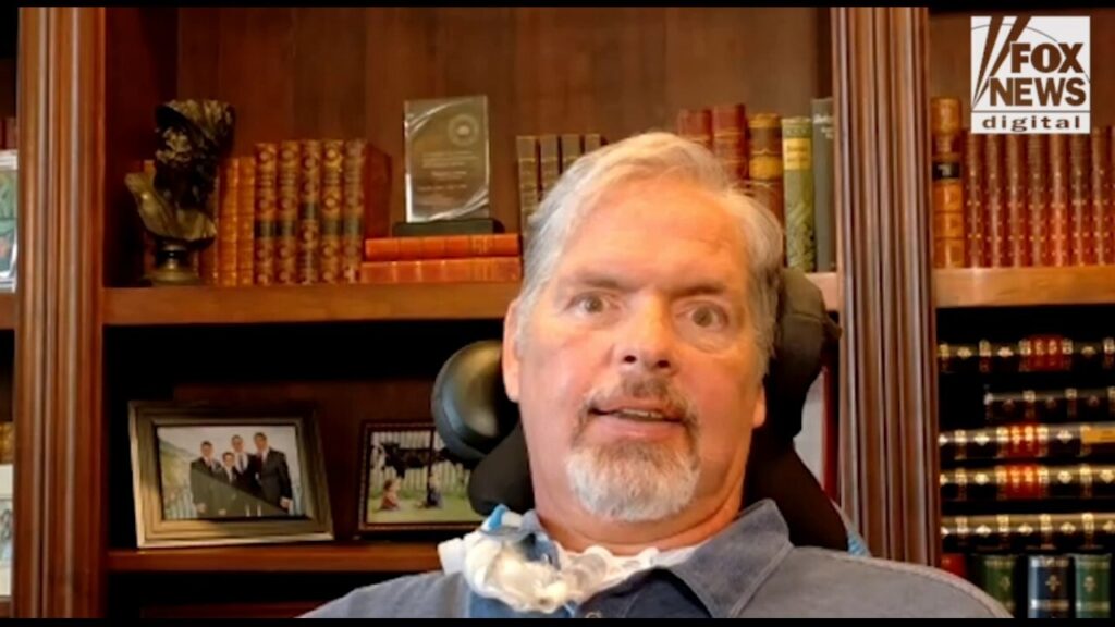 Former Falcons star Tim Green refuses to let ALS silence him as father-son podcast creates lasting legacy