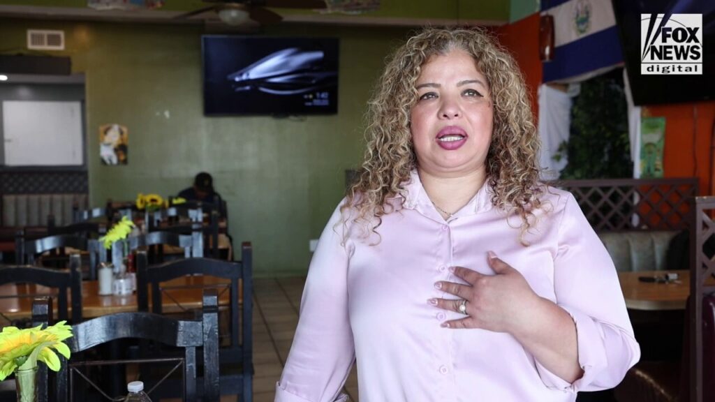 El Salvadoran restaurant owner offers act of kindness, aids police during riots