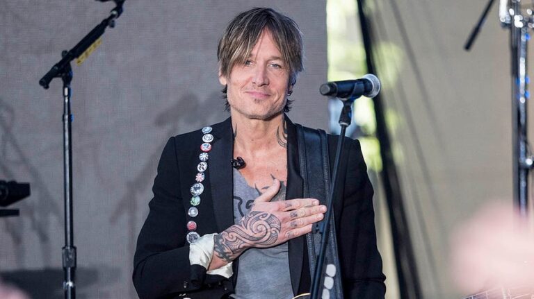 Keith Urban describes turning point that led him to sobriety after years of addiction