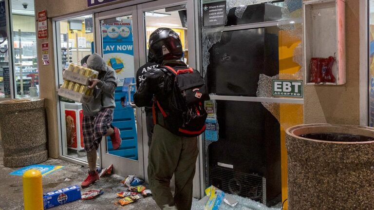 Los Angeles business owners 'sick and tired' of 'stupid' anti-ICE rioters looting their stores