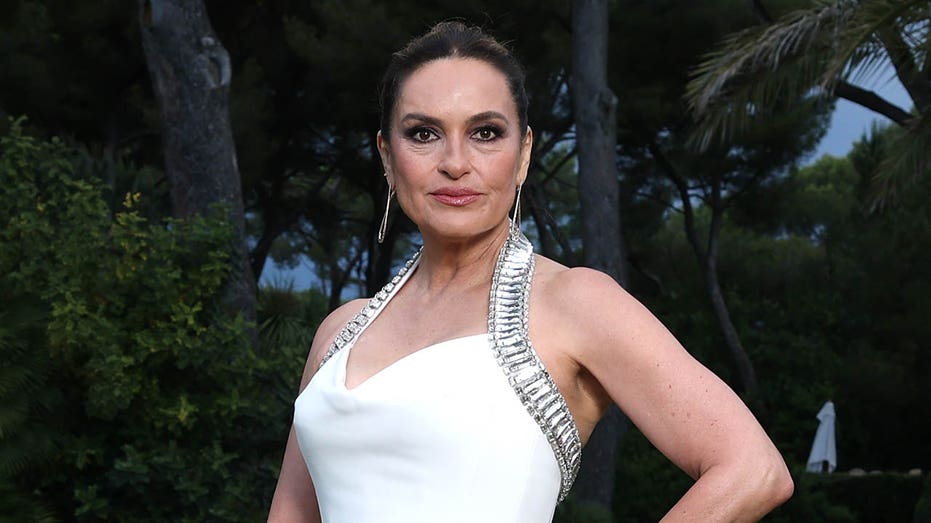 'Law & Order: SVU' star Mariska Hargitay discovers she was left behind at scene of mother's tragic accident