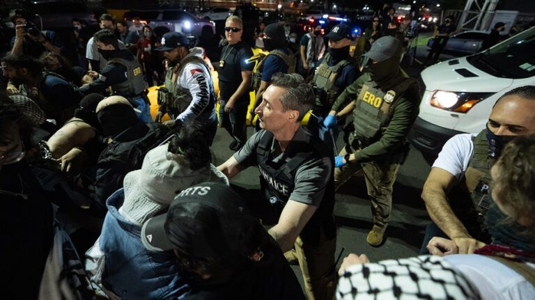 4 migrants escape from Newark ICE detention facility, DHS official confirms