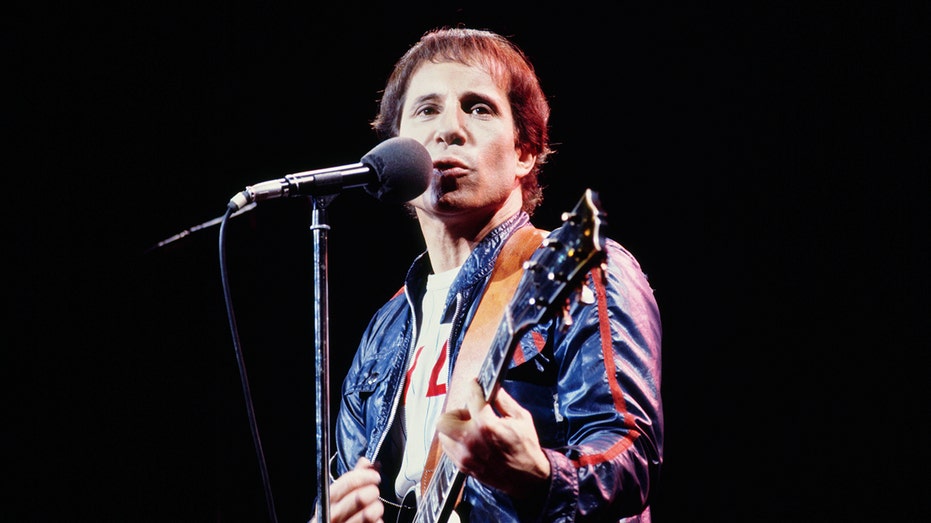 Paul Simon cancels concerts, set to undergo 'minor' surgery
