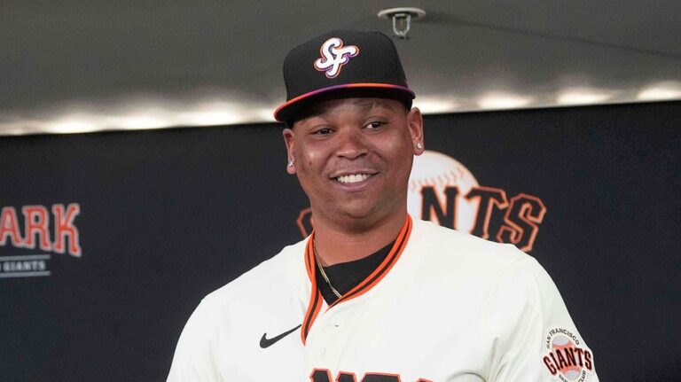 Rafael Devers embraces new role with Giants after shocking Red Sox trade