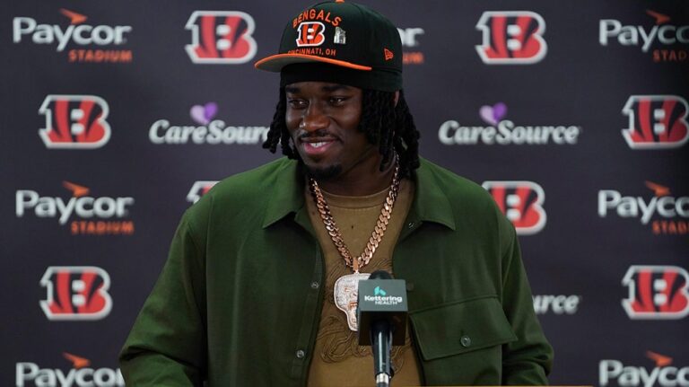 Bengals' first-round draft pick Shemar Stewart leaves minicamp amid contract dispute