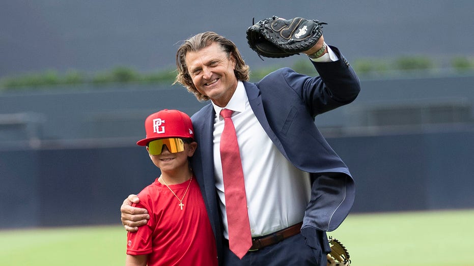 Trevor Hoffman, Ryan Klesko to manage top high school baseball talent at Perfect Game All-American Classic