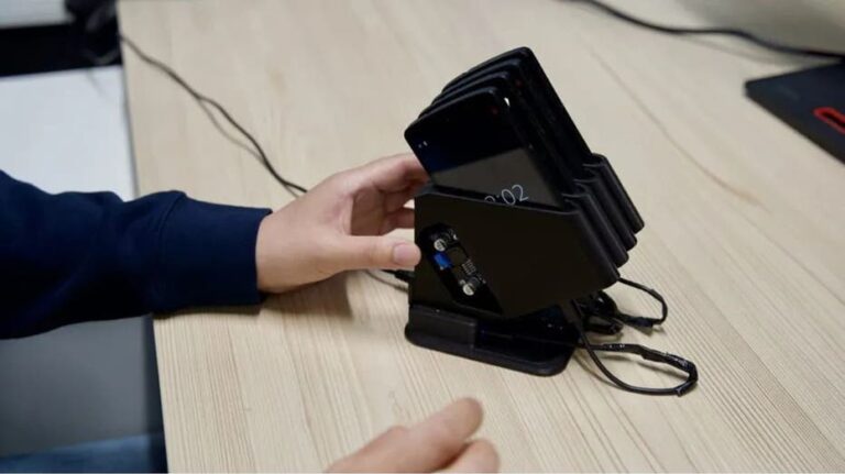 Old smartphones are being turned into tiny data centers