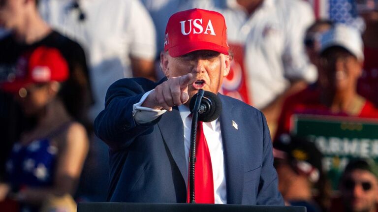 Trump boldly states he wouldn't have changed Redskins name to Commanders despite controversy