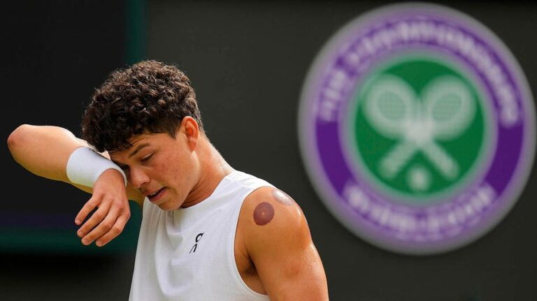American tennis star Ben Shelton suffers crushing defeat in Wimbledon quarterfinals, Jannik Sinner advances