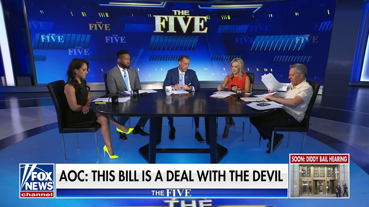 Democrats traffic in 'half opinions,' says Greg Gutfeld
