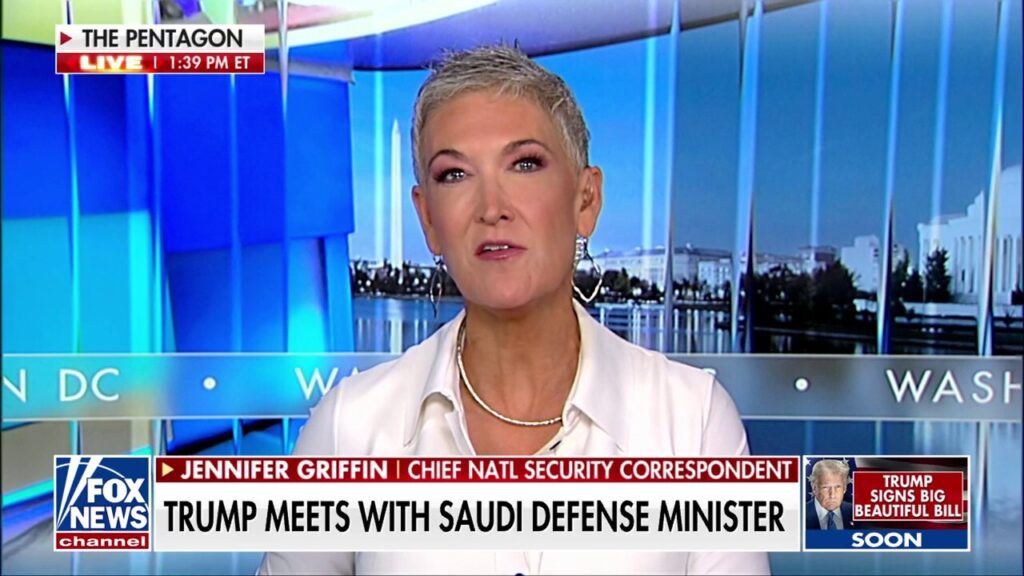 Trump meets with Saudi defense minister in 'secret' meeting, de-escalation reportedly discussed