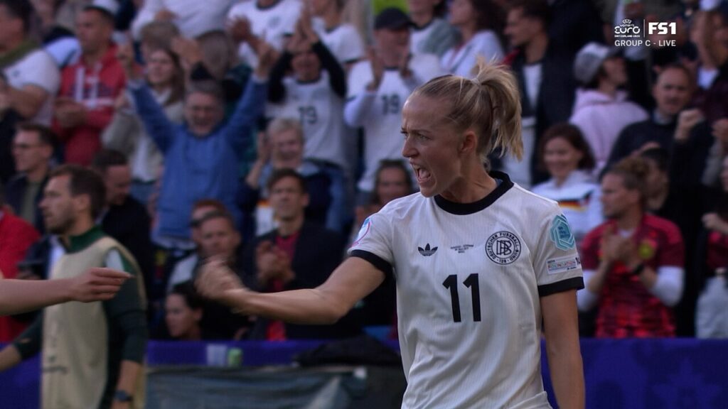 Lea Schuller finds the net to give Germany a 2-1 lead | UEFA Women's Euro 2025