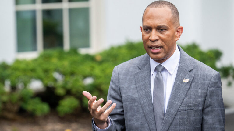 WATCH LIVE: Leader Jeffries, Democrats speak to press on House steps