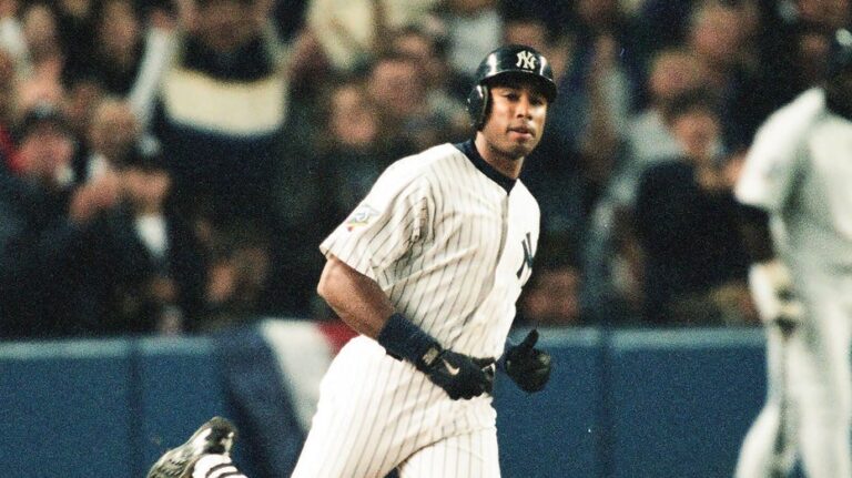 Bernie Williams discusses Yankees' chances at ALDS comeback, differences between Joe Torre and Aaron Boone