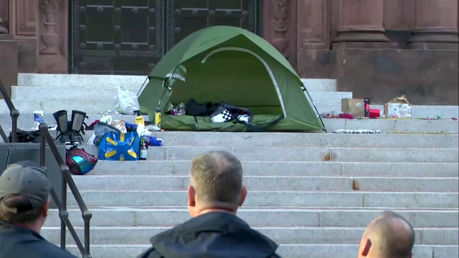 DC police arrest suspect for alleged explosive outside annual Red Mass