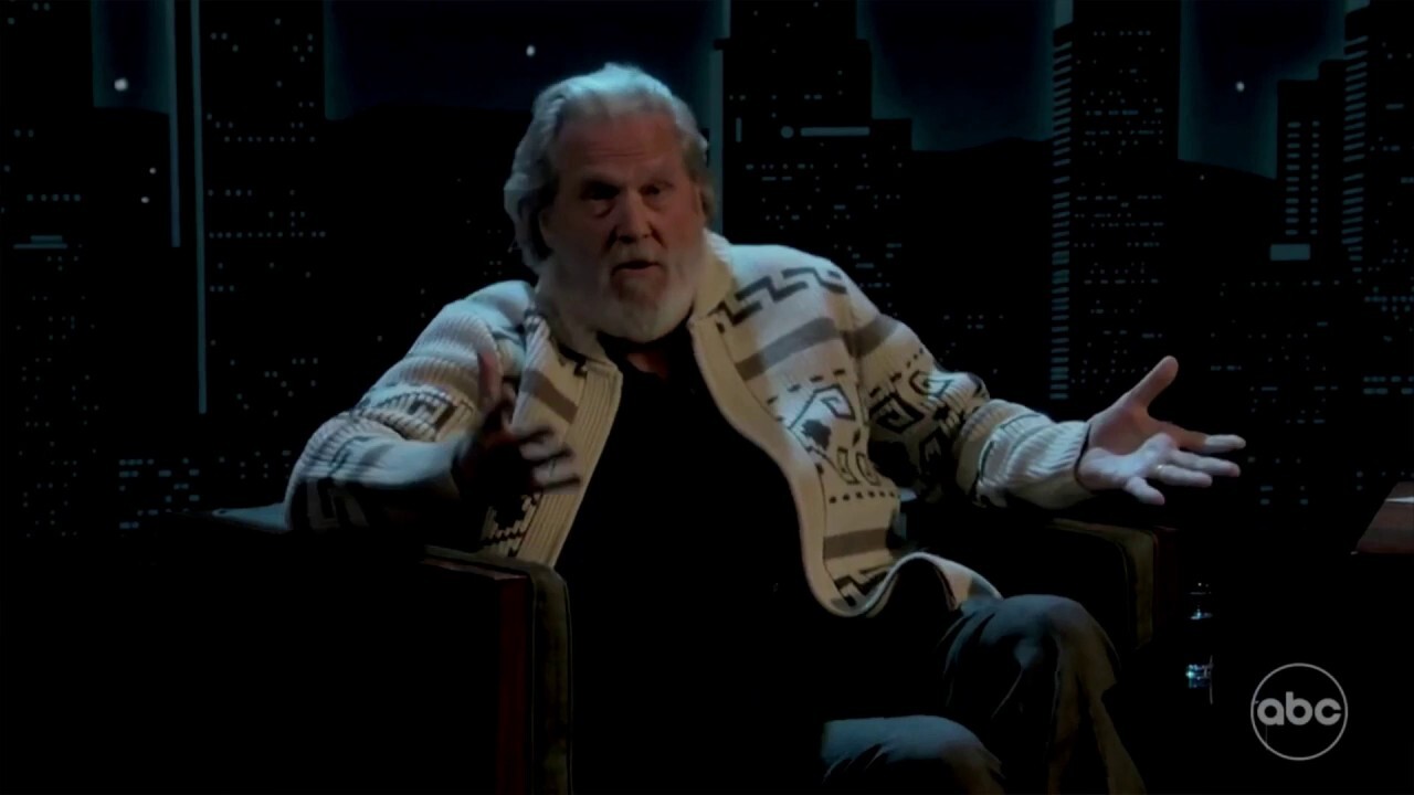 Jeff Bridges as 'The Dude' says we need to 'get ICE off our streets'