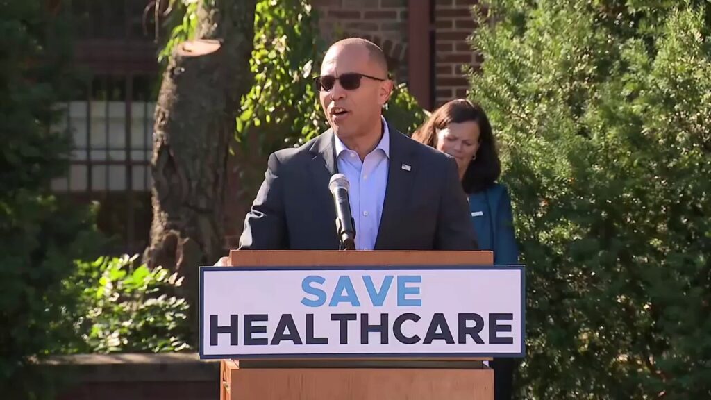 Hakeem Jeffries rips Republicans at shutdown prayer vigil and rally