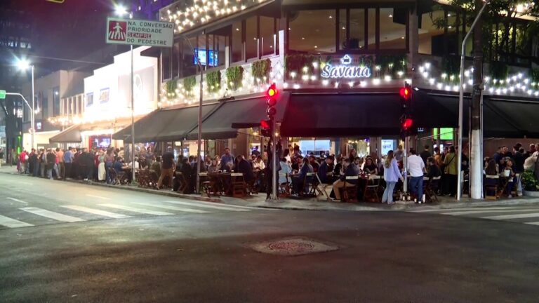 Tourists beware as bars in Brazil drop cocktails amid methanol-laced liquor illnesses, deaths
