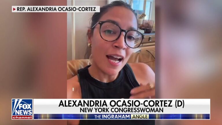 'What the Failla?!': AOC expresses love for the 'short king' community