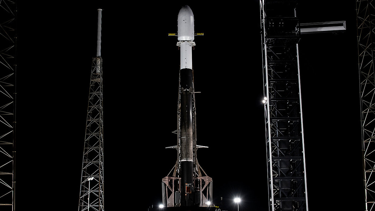 WATCH LIVE: SpaceX launches Spanish communications satellite on Falcon 9 rocket