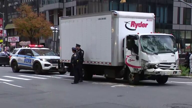 Driver crashes truck in Midtown Manhattan near 8th Avenue as FDNY responds