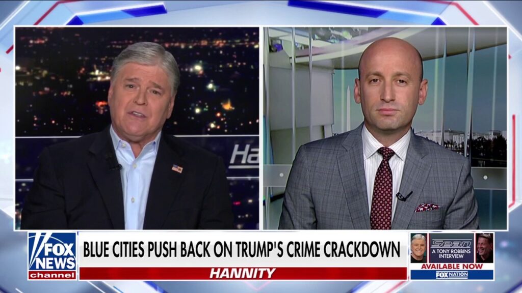 Stephen Miller clashes with CNN host over Portland riots