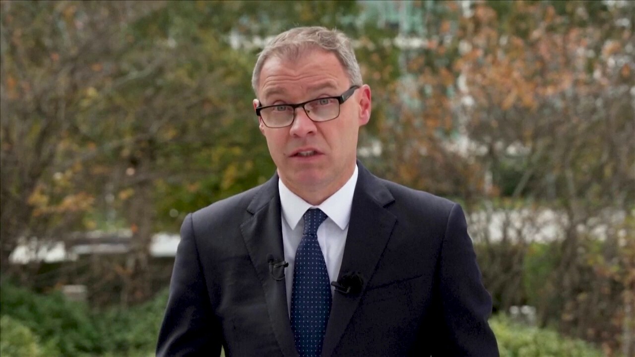 Manchester synagogue attacker 'pledged allegiance to the Islamic State,' official says.mp4