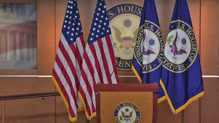 WATCH LIVE: House Democrat leaders hold press conference after government shuts down