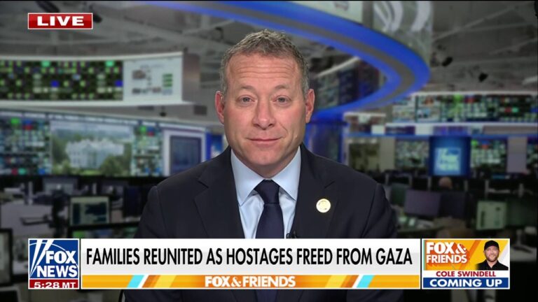 Dem lawmaker applauds Trump for Israel-Hamas peace deal: 'Give credit where it's due'
