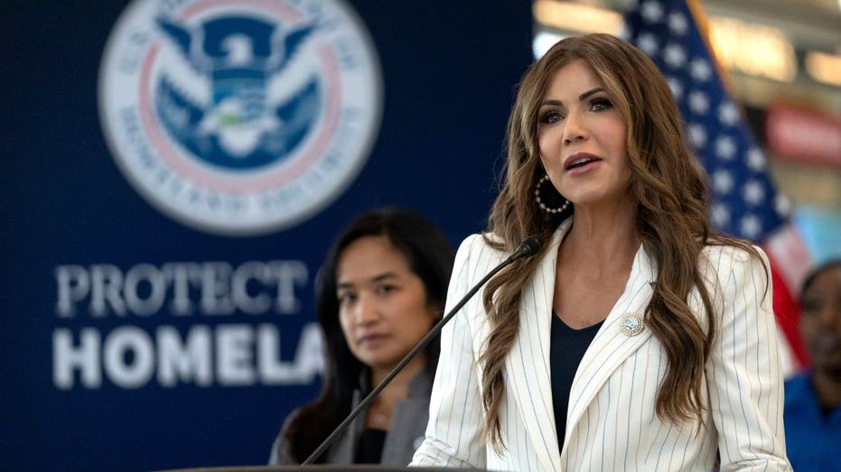 DHS to impose $1K fee for migrants granted humanitarian parole
