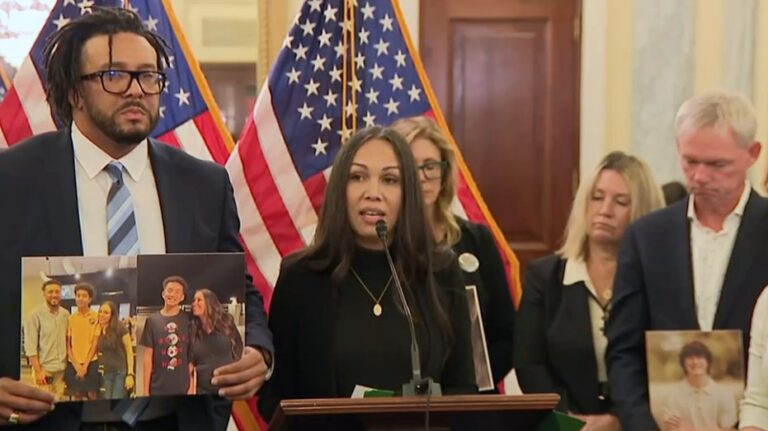 Lawmakers unveil bipartisan GUARD Act after parents blame AI chatbots for teen suicides, violence