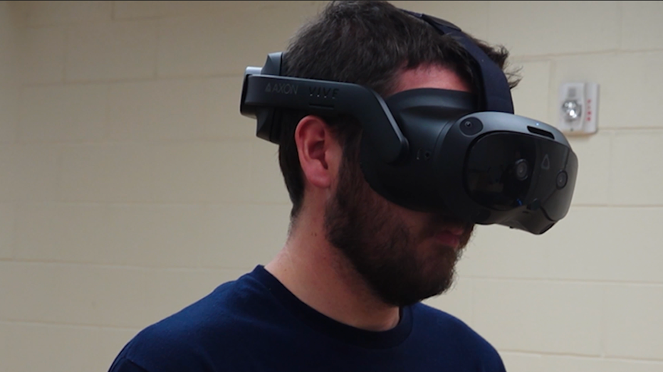 Police agencies turn to virtual reality to improve split-second decision-making