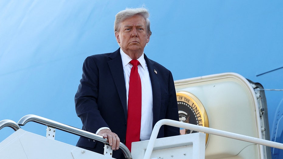 Bongino details FBI’s ‘zero-fail mission’ after hunting stand found near Trump’s Air Force One exit area