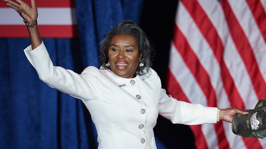Winsome Earle-Sears mocks MSNBC panel for suggesting that voting against her opponent is sexist