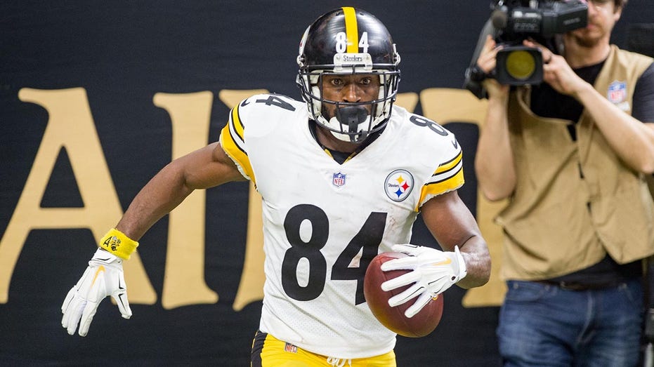 Antonio Brown appears before judge after extradition for attempted murder charge, victim's attorney speaks out