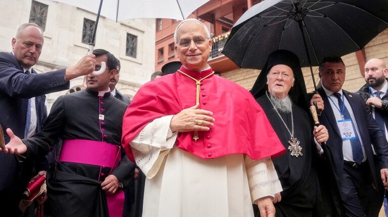 Pope Leo tours Istanbul's famous Blue Mosque, declines to pray alongside imam