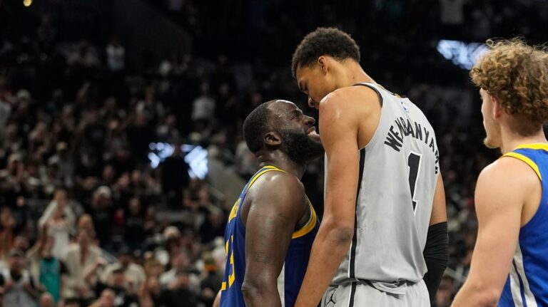 Victor Wembanyama taunts Draymond Green after getting physical, dunking over him