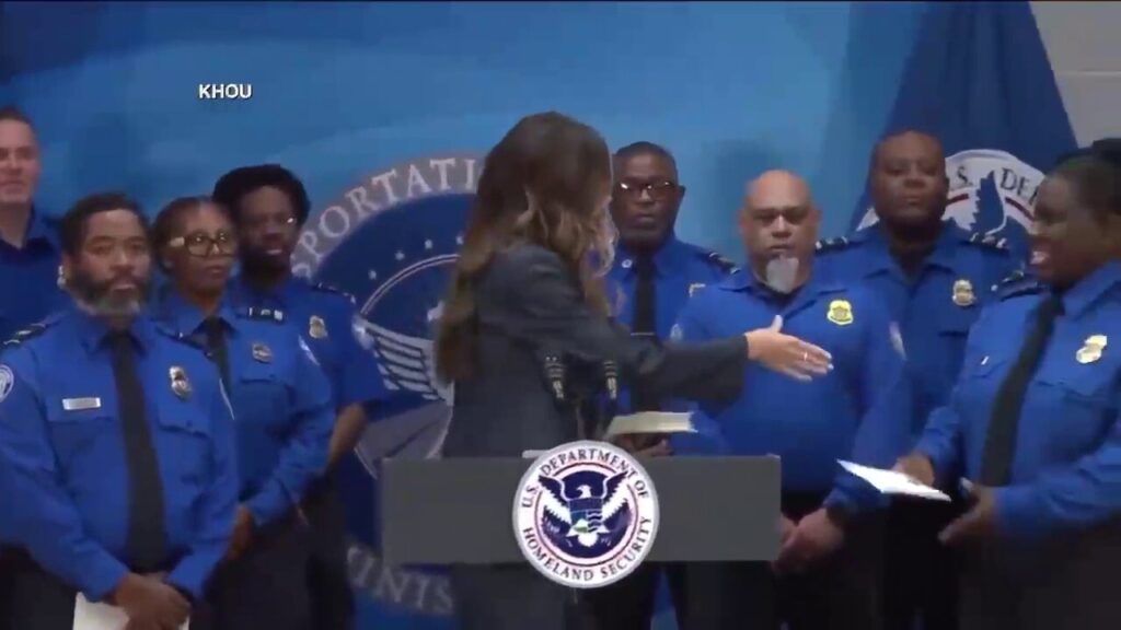 Noem hands out bonus checks to Houston TSA employees who worked during government shutdown