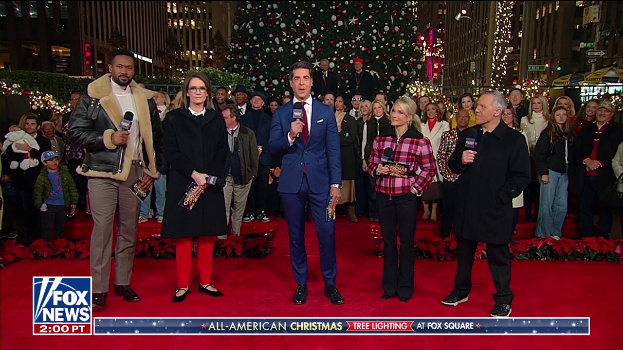 ‘The Five’ and some special guests share how they're getting into the Christmas spirit