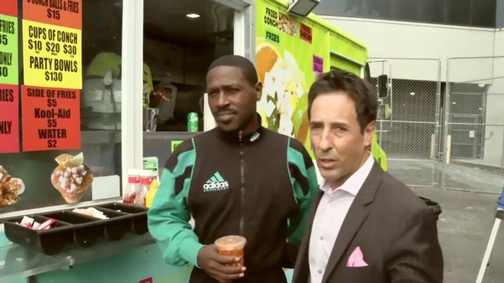 Ex-NFL star Antonio Brown goes to food truck after being released from jail on bond, praises God