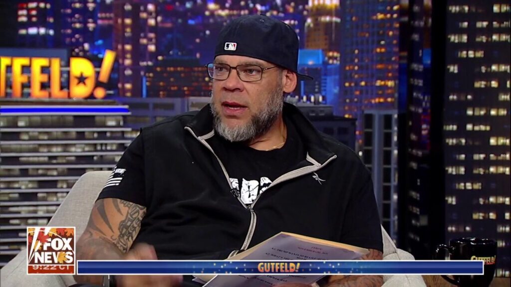 Obligation or desire?: ‘Gutfeld!’ discusses the dreaded holiday gift dilemma