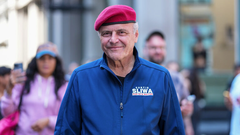 WATCH LIVE: NYC mayoral candidate Curtis Sliwa holds press conference