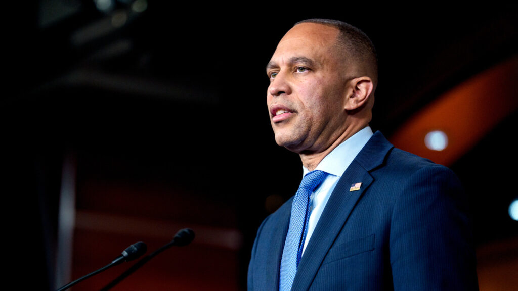WATCH LIVE: House Democrats hold press conference on government shutdown