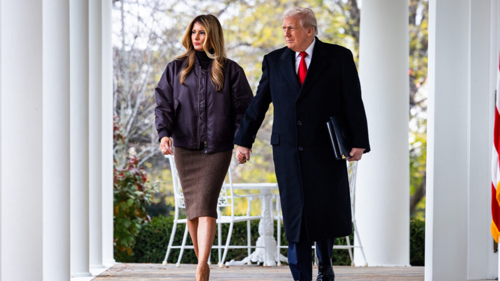 WATCH LIVE: President Trump and first lady Melania Trump participate in a Thanksgiving call with service members