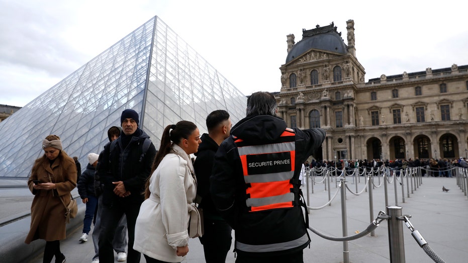 Louvre heist in broad daylight amid apparent security lapses puts global museums on alert
