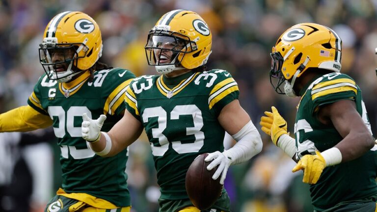 Packers players taunt Vikings following game-sealing interception