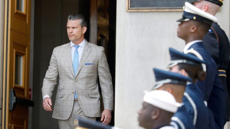 Pentagon faces bipartisan criticism over lack of communication with Congress